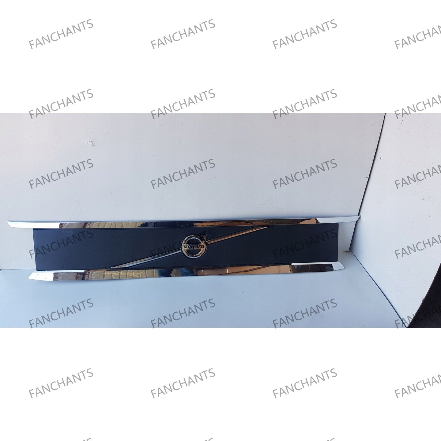 Volvo 21941702 Grille Panel | ECE R46.02 Structural EU Trucks