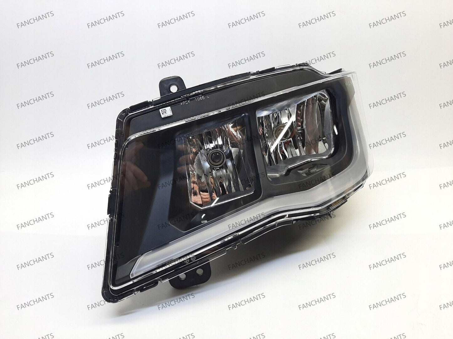 Headlamp LED 81251016737 81251016813 81251016738 81251016814 Suitable for MAN