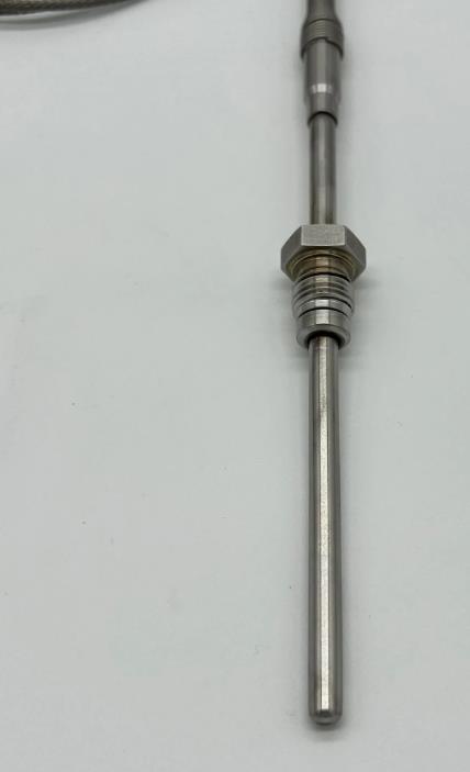 Auto sensors exhaust gas temperature sensor OEM NO 4152434 - EuroTruckParts