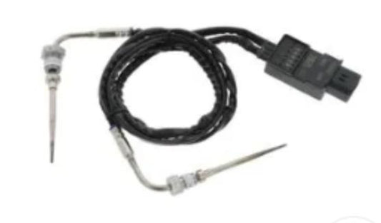 Temperature sensor RE562608 for John Deere engine 6068 tractor 6175M 6175R 6195M 9195R 7210R 7250R 8295R - EuroTruckParts