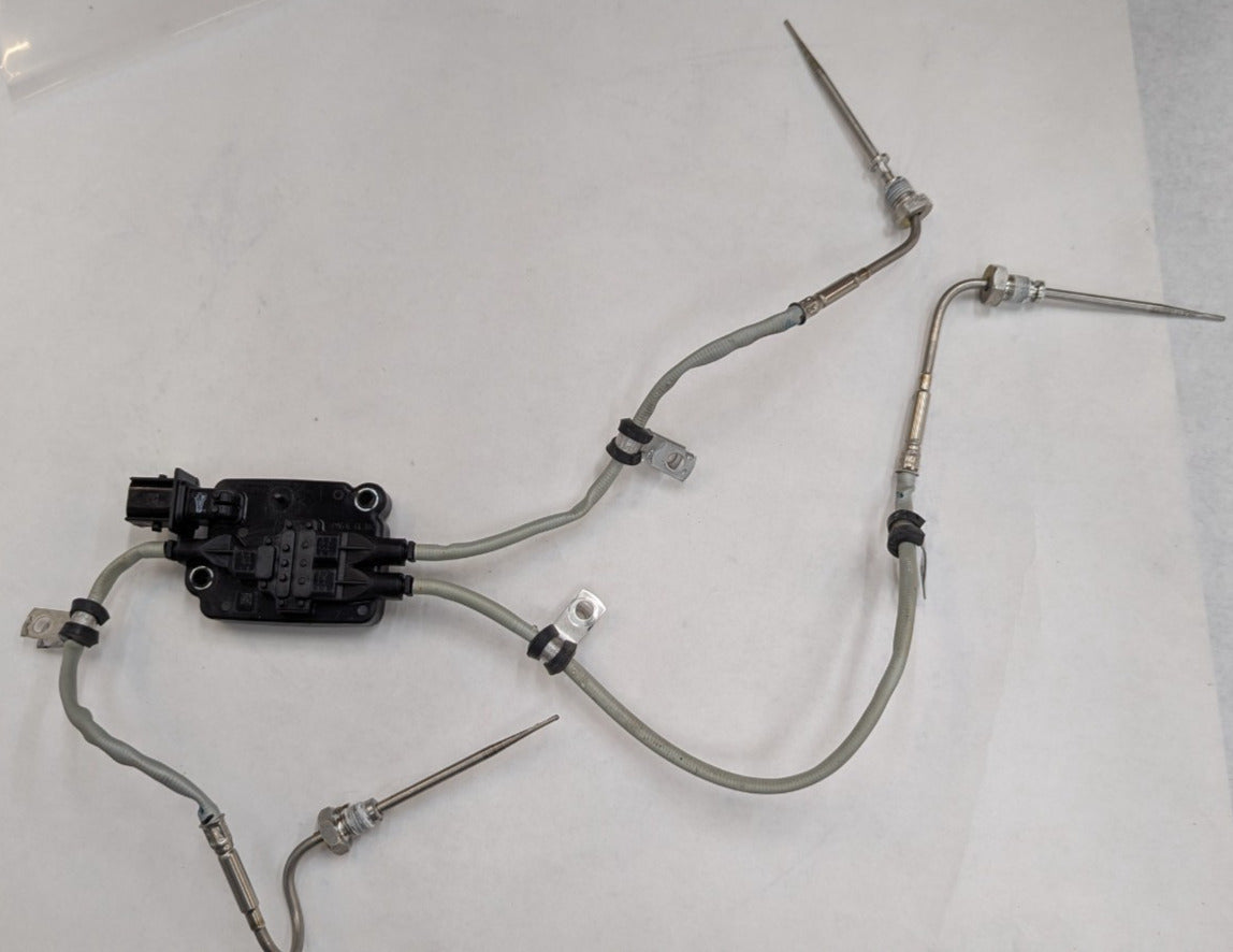 OEM Cummins Temp Sensor Assy. (4307101 / 4384812) - EuroTruckParts