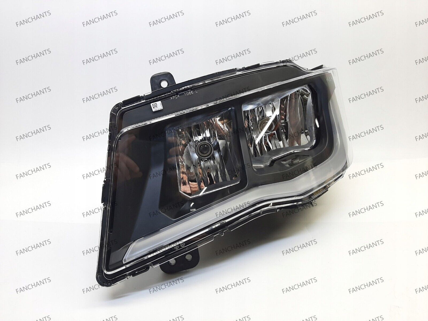 Headlamp LED 81251016737 81251016813 81251016738 81251016814 Suitable for MAN