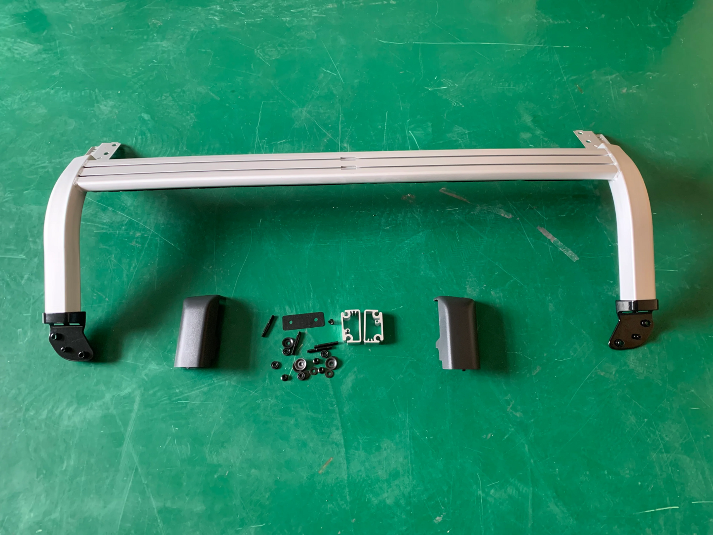 82862153  FRONT BEAM FOR VOLVO